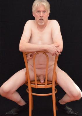 Tom Roeben - Naked with a chair