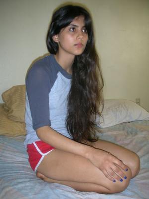 CHICA INDIA DE 19 AÑOS