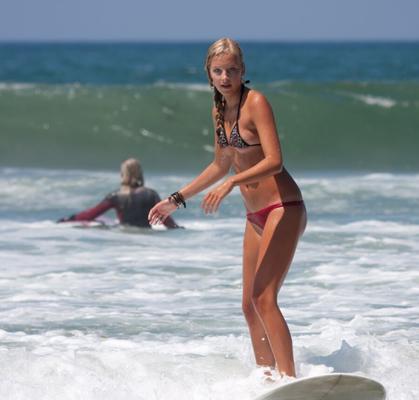 Sehr heiße Surfer-Girls – Bitte falsch!!