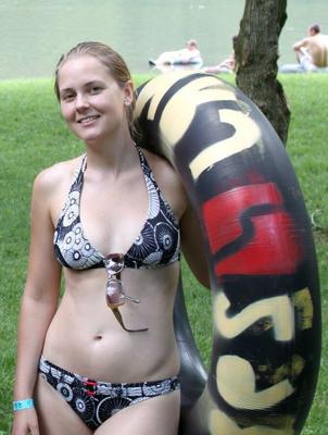 My GF in bikini - pls ment!