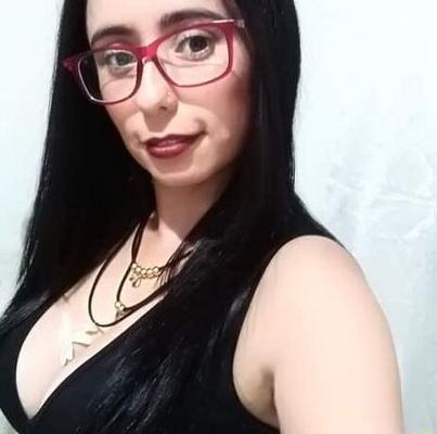 Rica amiga del trabajo con buenas tetas y culo