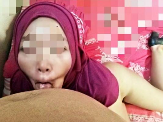 Hübscher Hijab Indo Malay - (Blowjob)