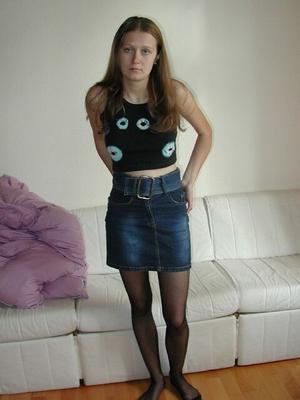 Nicole german teen in pantyhose (Jeansrock)