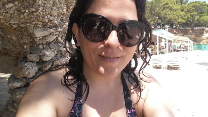 Exponiendo los selfies de María en bikini (voyeur inconsciente pilló escalofríos)