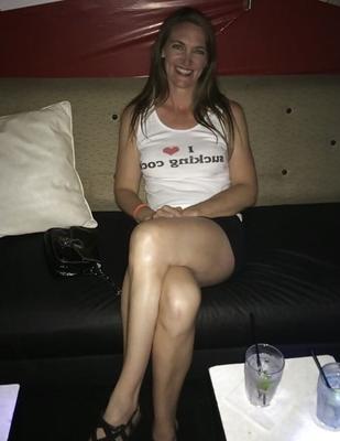 Amanda an American MILF