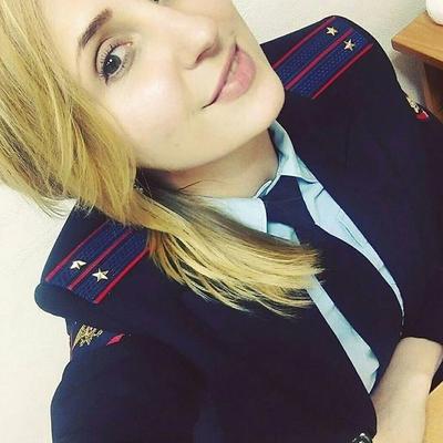 Polizistinnen Russisch und Cosplay