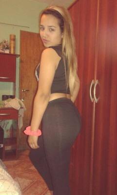 chica bonita con las legging