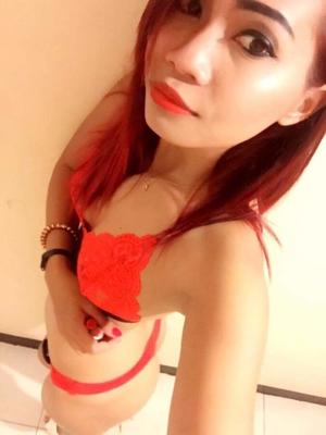 Pupe Pattaya, Bargirl thaïlandaise