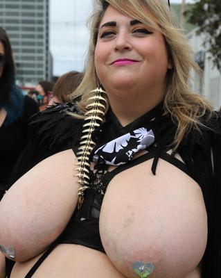 Femmes potelées sexy (Femmes aux gros seins BBW)