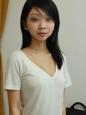 Asiatisches Teenie-Model durchgesickert