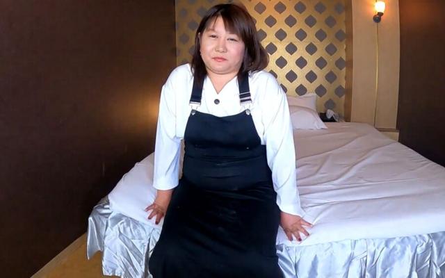 Shy Japanese Housewife