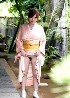 Japanischer Kimono/Schlampe