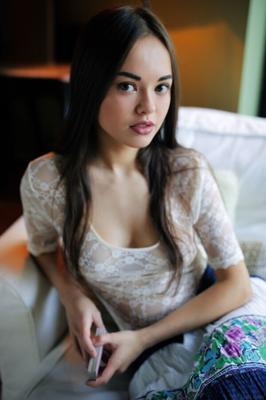 .......wow, schöner asiatischer Teenager .... Li Moon