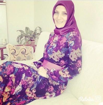 Serap gulsum tasmaci hijabi