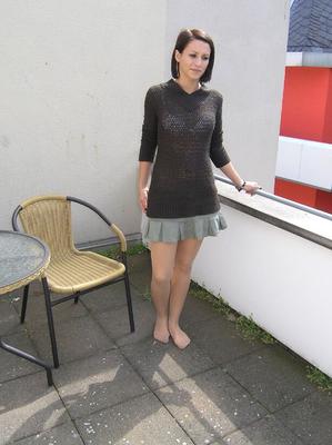 Sarah german teen in Pantyhose (Gartenstuhl)