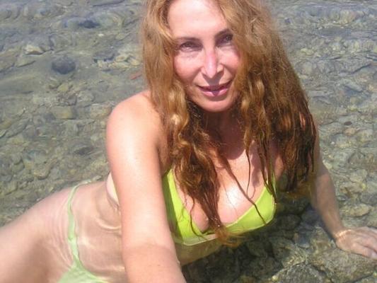 Mamá francesa en la playa