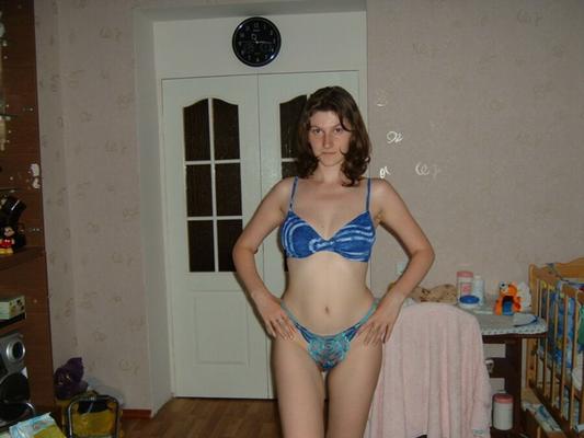 Jeune salope MILF russe