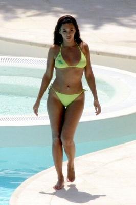 Beyoncé bikini cul jambes célébrités