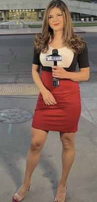 Belle journaliste latina NN