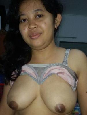 Amateur Indonesia Saggy tetas puta