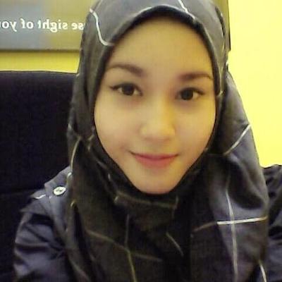 Jilbab linda garota