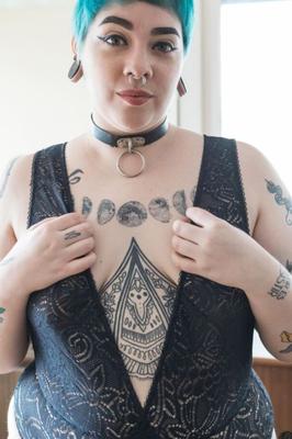 Suicide Girls - Suni - El verdadero tipo de amor