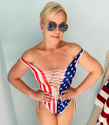 Pinkgenade nude american flag