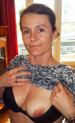 Mature slim French MILF has delightful tits