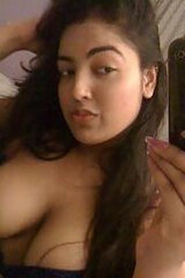 Desi amazing Boobed Babe