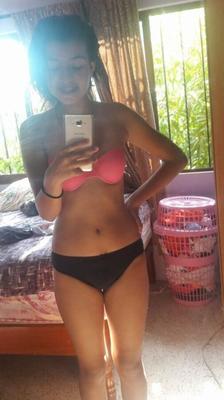 Latina Adolescente Cuerpo Caliente