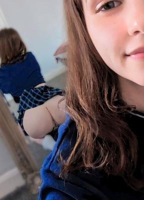 yo UK teen Arii is a huge slut