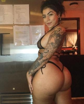 Tatted Mami with Fine Ass