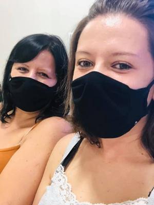 MILF e Filha para você gozar na cara