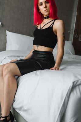 Suicide Girls - Shenzy - Chambre d'hôtel