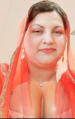 Sexy pakistanische MILF