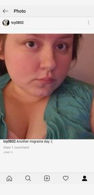 Jeune pute potelée s'expose bbw ssbbw