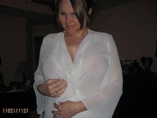 Vollbusige MILF namens Princess