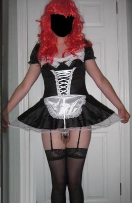 Sissy Bella: French Maid in Chastity