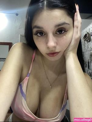 Tetona Flaca Latina