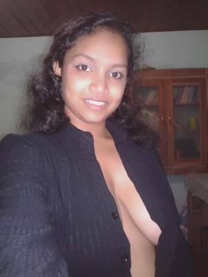 India adolescente tetas grandes selfie puta